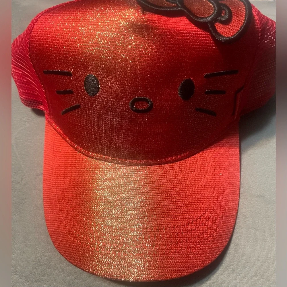 Hello Kitty Red Metallic Trucker Hat‎ NWT Adjustable Glitter Baseball Cap